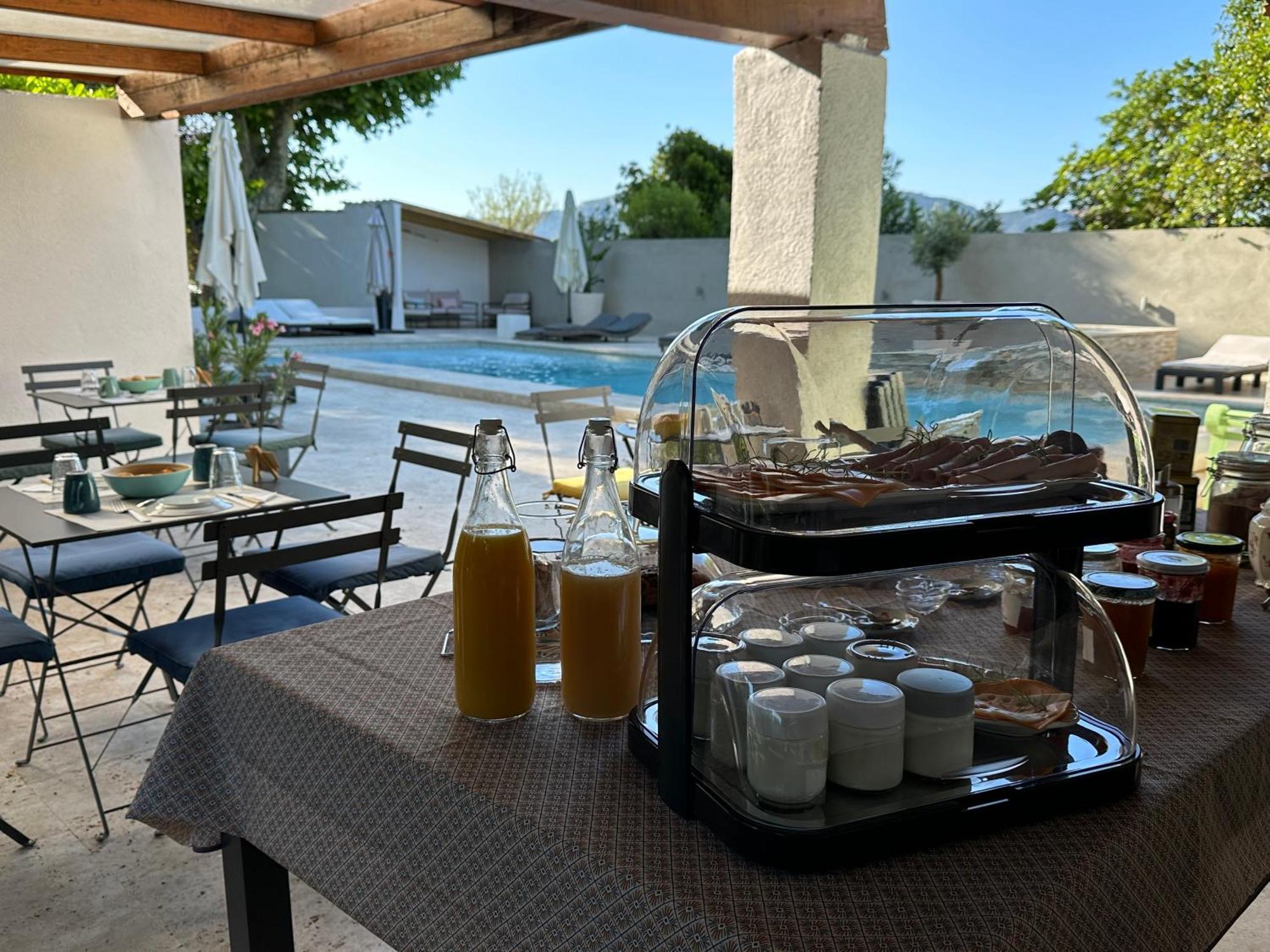 Bastide Beaudinard Bed & Breakfast Aubagne Bagian luar foto